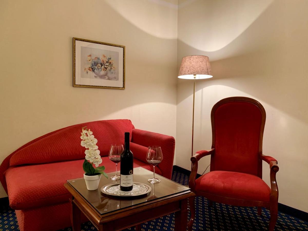 Schloss-Hotel Petry Treis-Karden Ngoại thất bức ảnh